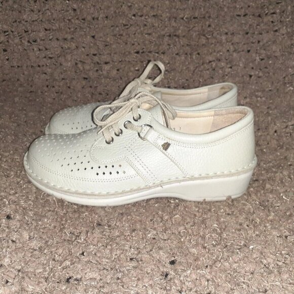 FINN COMFORT-Baden-Grey/Beige Pebbled Perforated Leather-Sz 37 D-Excellent - Picture 2 of 7